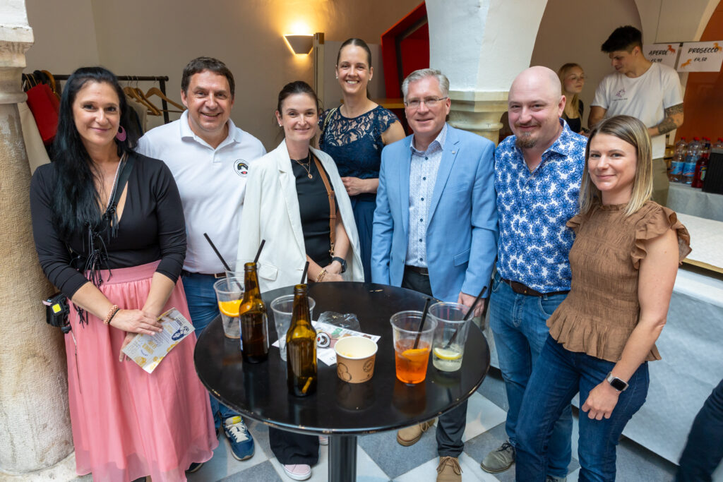Charity Modenschau vonni charity modeschau 386